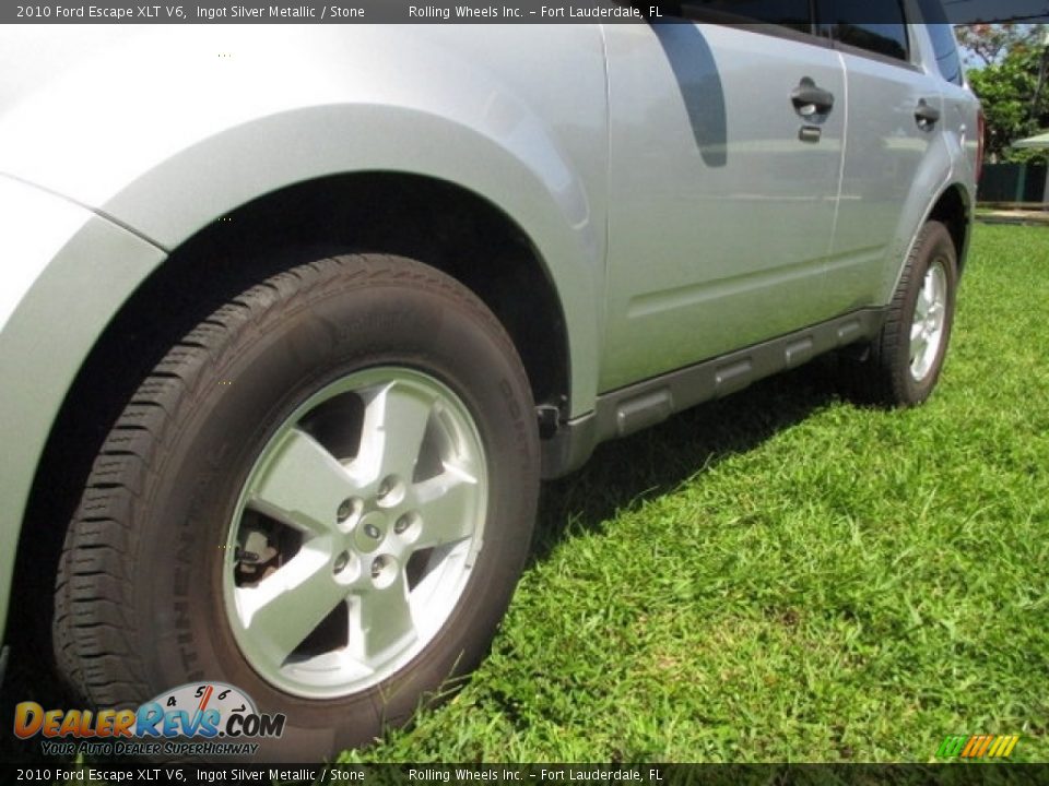 2010 Ford Escape XLT V6 Ingot Silver Metallic / Stone Photo #31