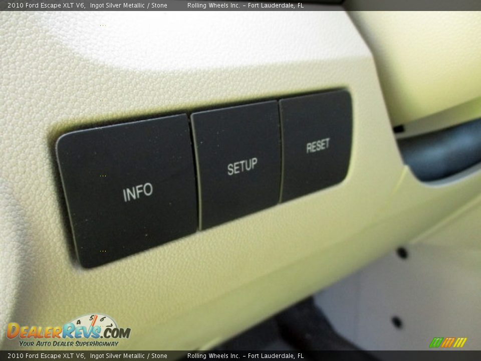 2010 Ford Escape XLT V6 Ingot Silver Metallic / Stone Photo #32