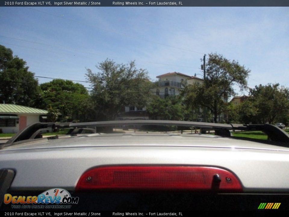2010 Ford Escape XLT V6 Ingot Silver Metallic / Stone Photo #33