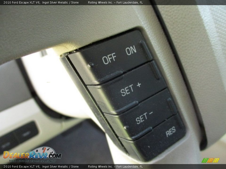 2010 Ford Escape XLT V6 Ingot Silver Metallic / Stone Photo #34