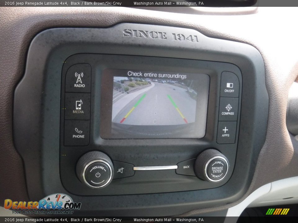2016 Jeep Renegade Latitude 4x4 Black / Bark Brown/Ski Grey Photo #19