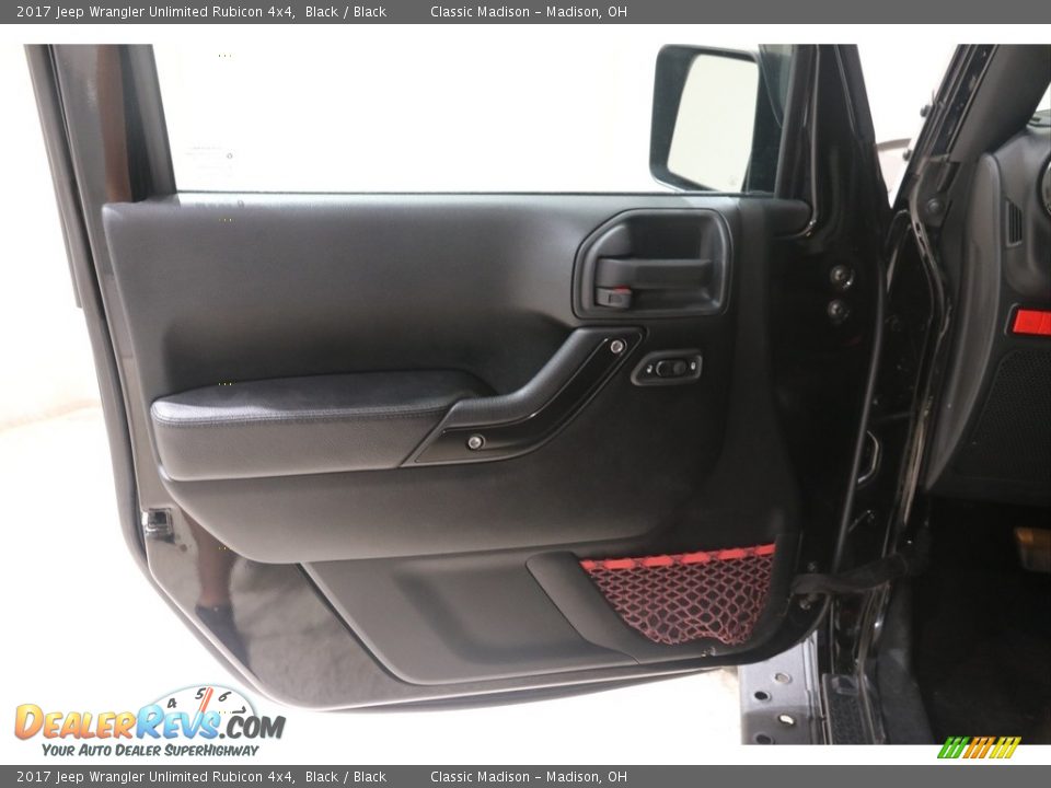2017 Jeep Wrangler Unlimited Rubicon 4x4 Black / Black Photo #5