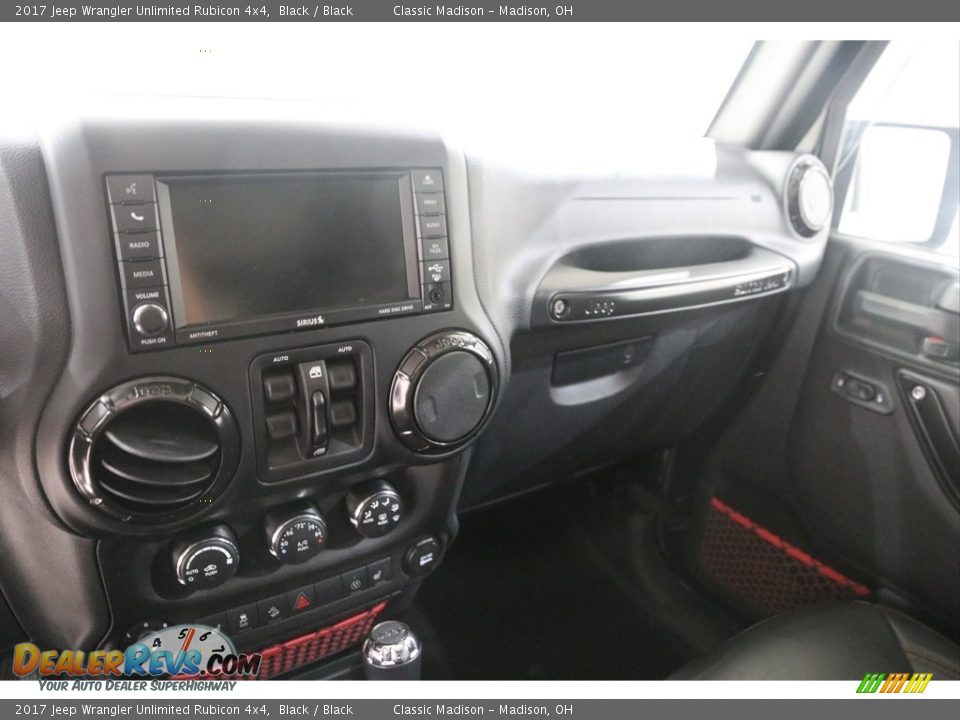 2017 Jeep Wrangler Unlimited Rubicon 4x4 Black / Black Photo #10