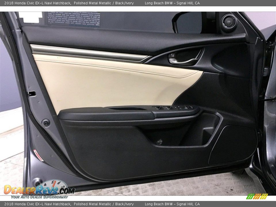 Door Panel of 2018 Honda Civic EX-L Navi Hatchback Photo #23