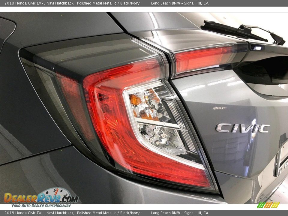 2018 Honda Civic EX-L Navi Hatchback Polished Metal Metallic / Black/Ivory Photo #27