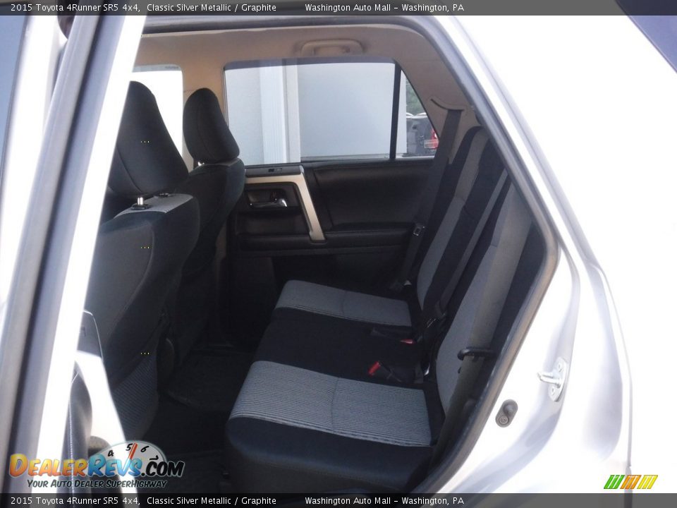 2015 Toyota 4Runner SR5 4x4 Classic Silver Metallic / Graphite Photo #25