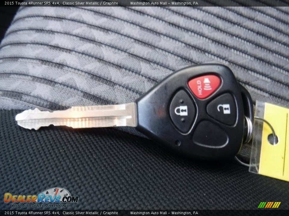 2015 Toyota 4Runner SR5 4x4 Classic Silver Metallic / Graphite Photo #28