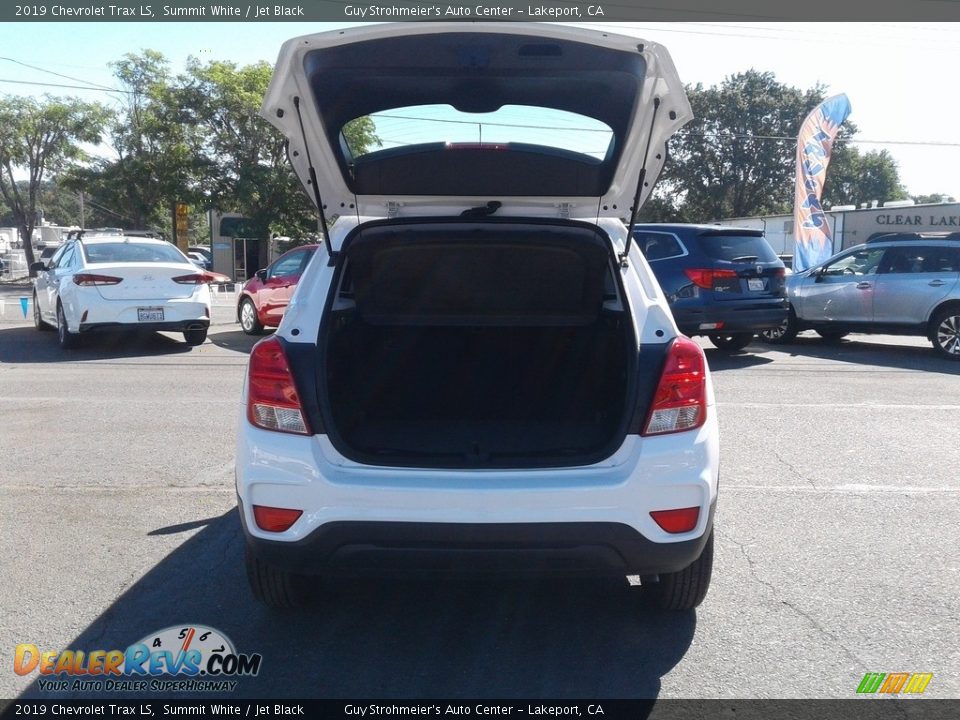 2019 Chevrolet Trax LS Summit White / Jet Black Photo #5