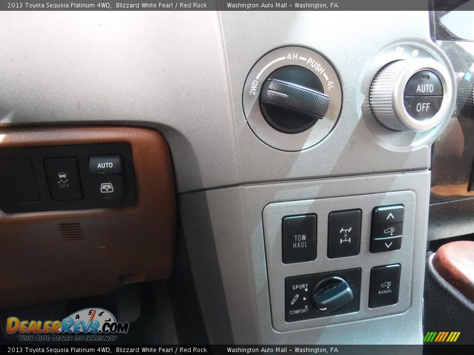 2013 Toyota Sequoia Platinum 4WD Blizzard White Pearl / Red Rock Photo #20