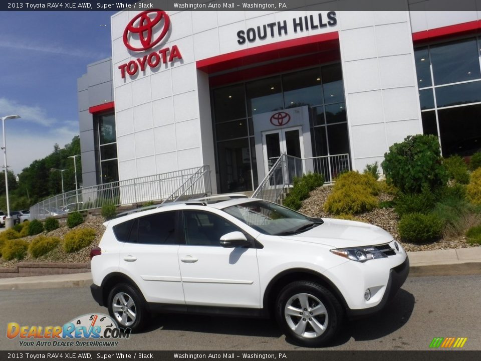 2013 Toyota RAV4 XLE AWD Super White / Black Photo #2