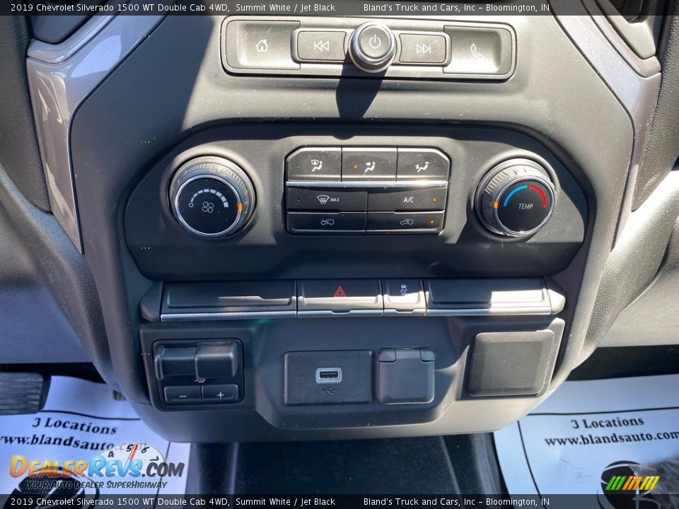 2019 Chevrolet Silverado 1500 WT Double Cab 4WD Summit White / Jet Black Photo #22