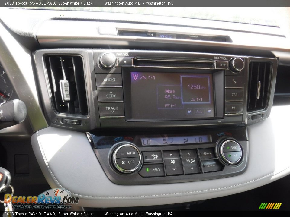 2013 Toyota RAV4 XLE AWD Super White / Black Photo #3