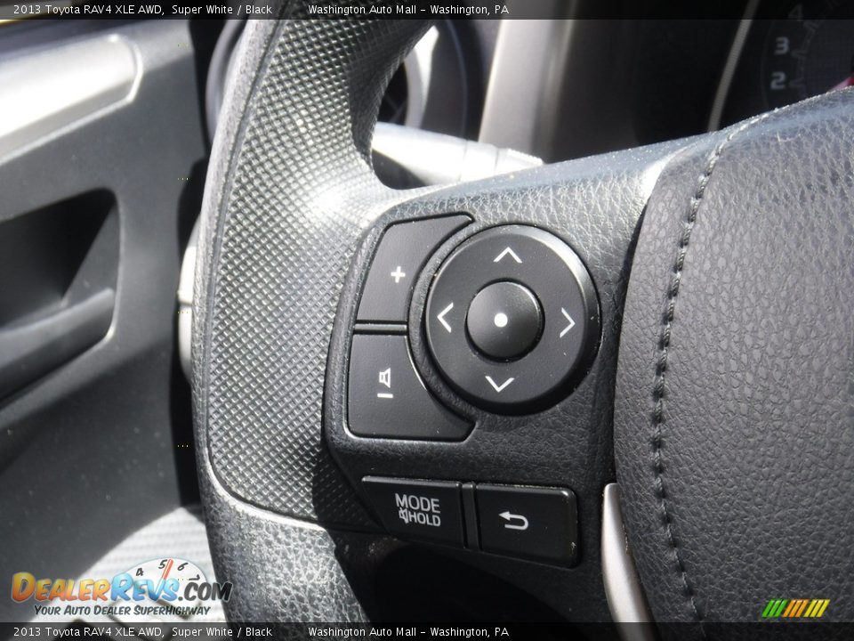 2013 Toyota RAV4 XLE AWD Super White / Black Photo #6