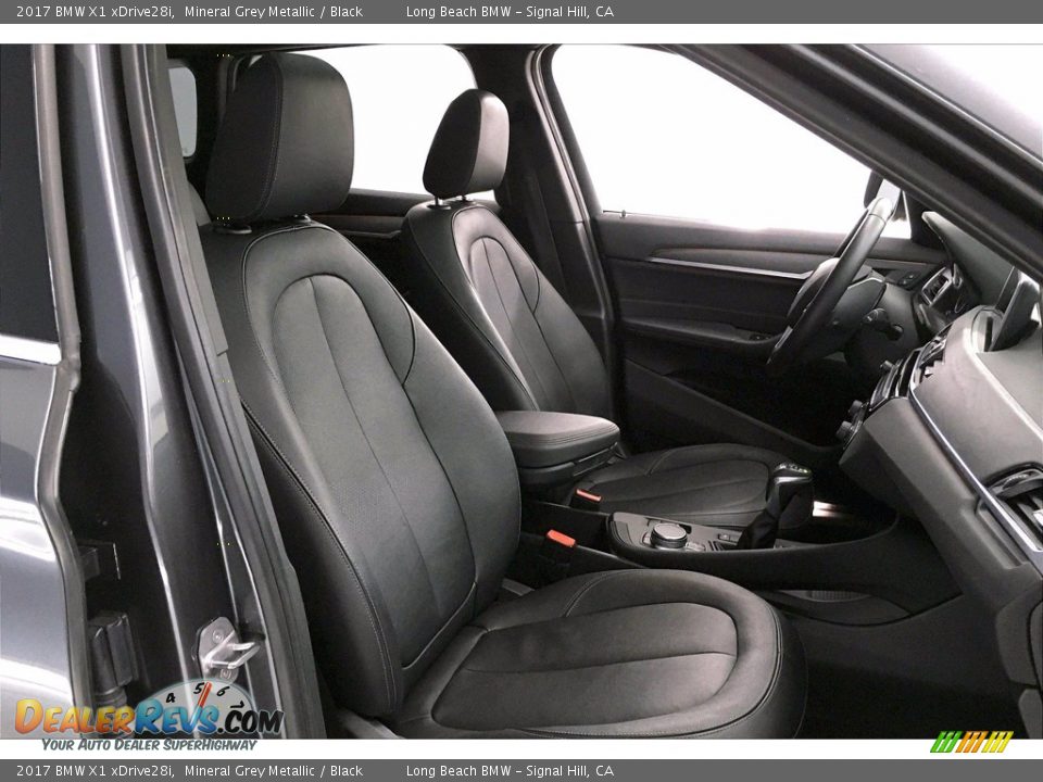 2017 BMW X1 xDrive28i Mineral Grey Metallic / Black Photo #6
