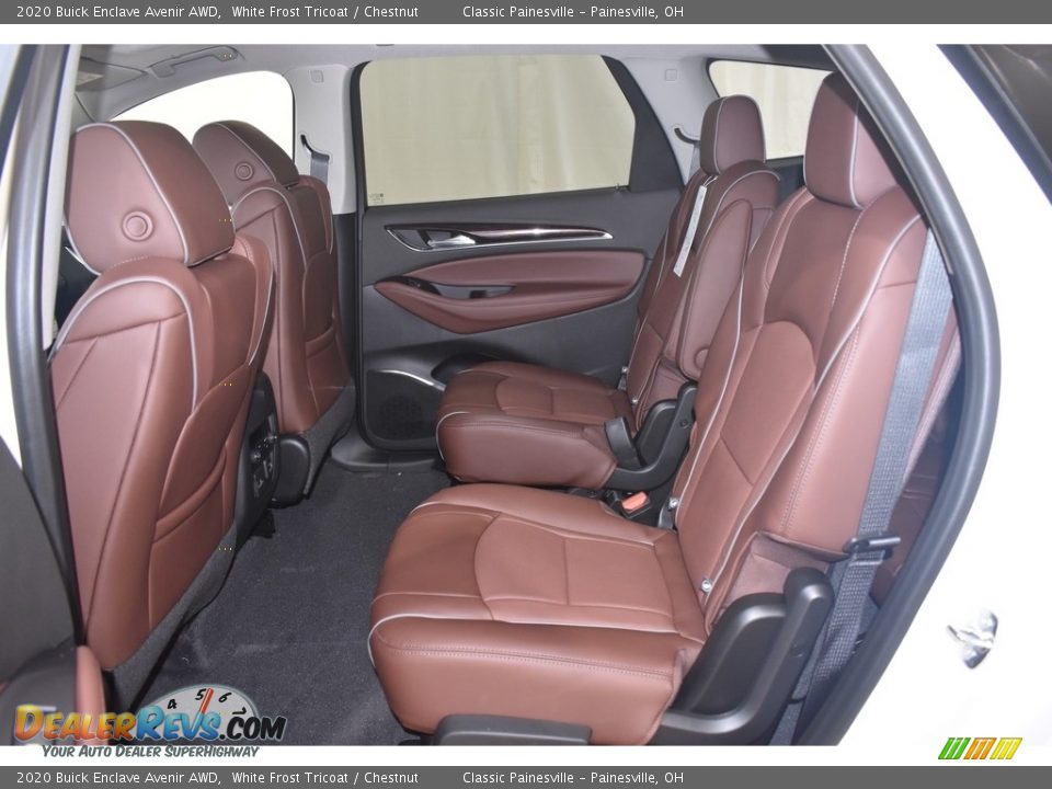 2020 Buick Enclave Avenir AWD White Frost Tricoat / Chestnut Photo #8