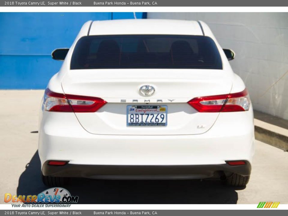 2018 Toyota Camry LE Super White / Black Photo #11