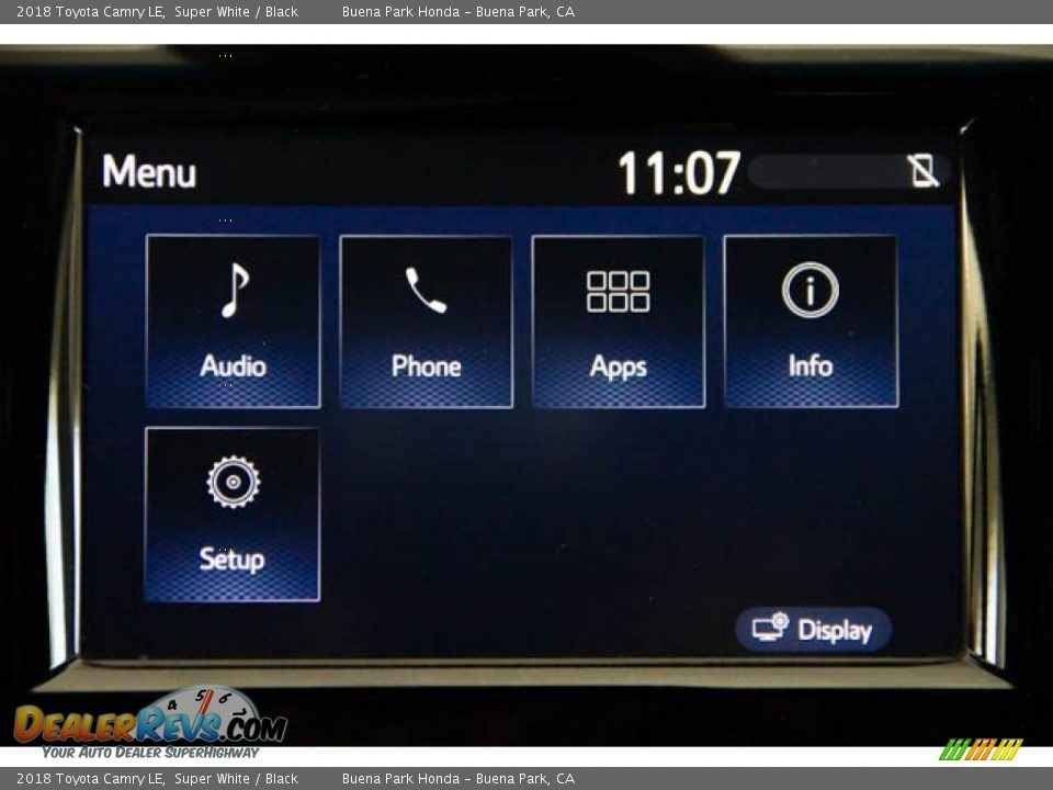 2018 Toyota Camry LE Super White / Black Photo #26