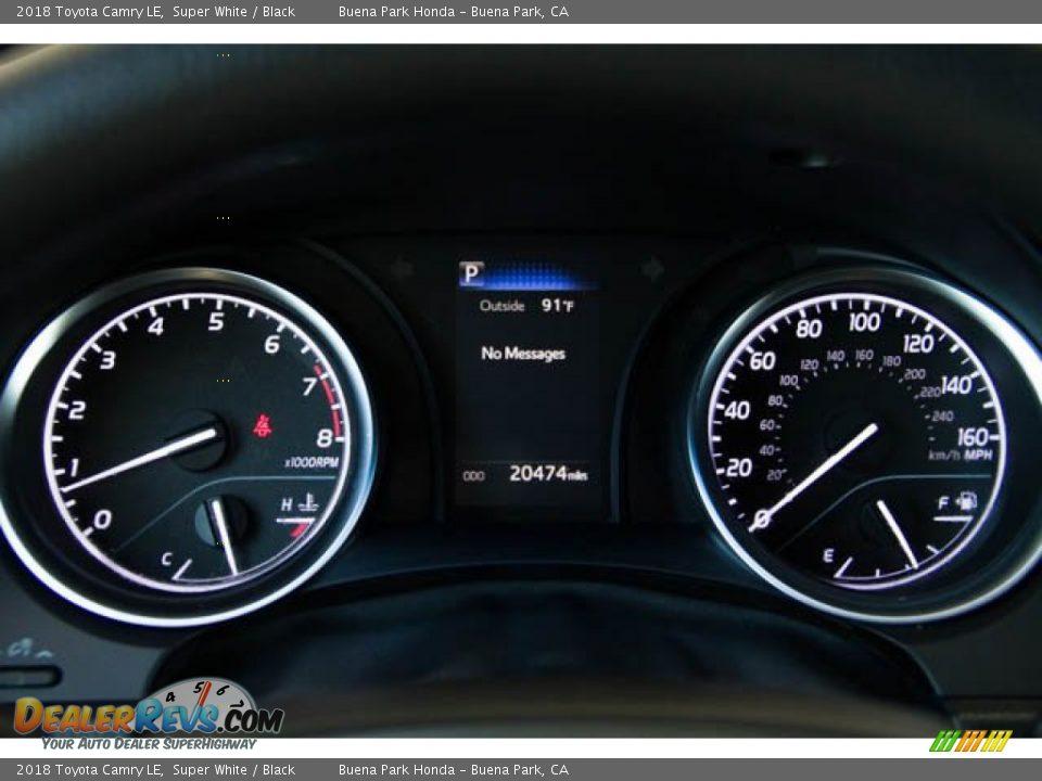 2018 Toyota Camry LE Super White / Black Photo #28