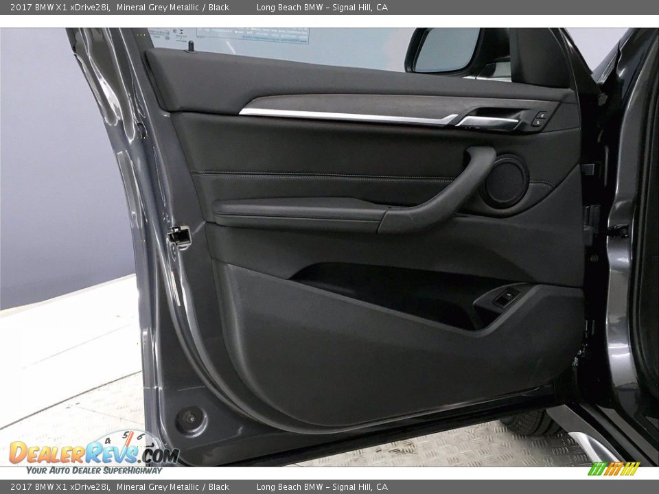 2017 BMW X1 xDrive28i Mineral Grey Metallic / Black Photo #23