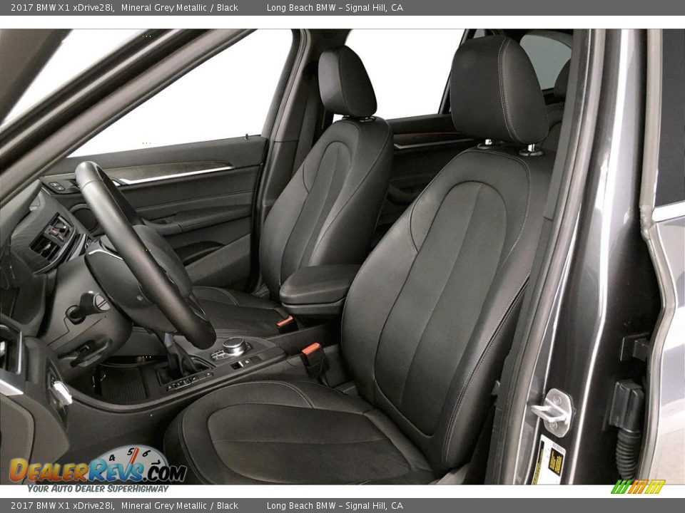 2017 BMW X1 xDrive28i Mineral Grey Metallic / Black Photo #28