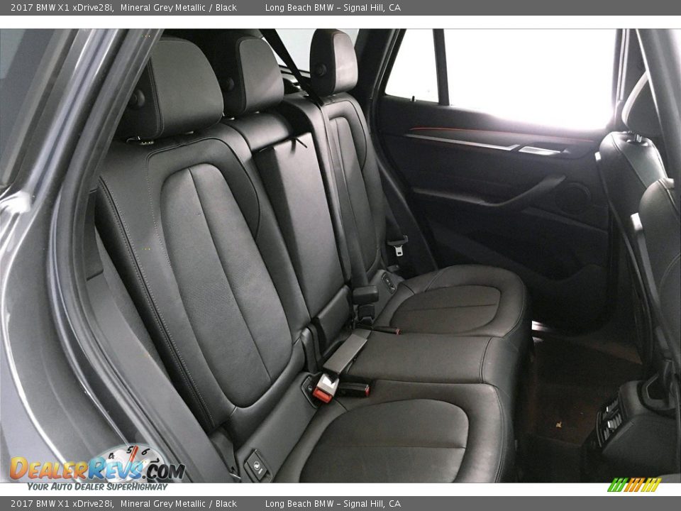 2017 BMW X1 xDrive28i Mineral Grey Metallic / Black Photo #29