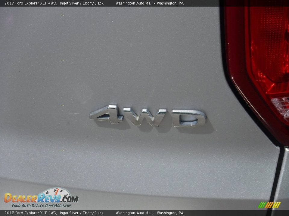 2017 Ford Explorer XLT 4WD Ingot Silver / Ebony Black Photo #10