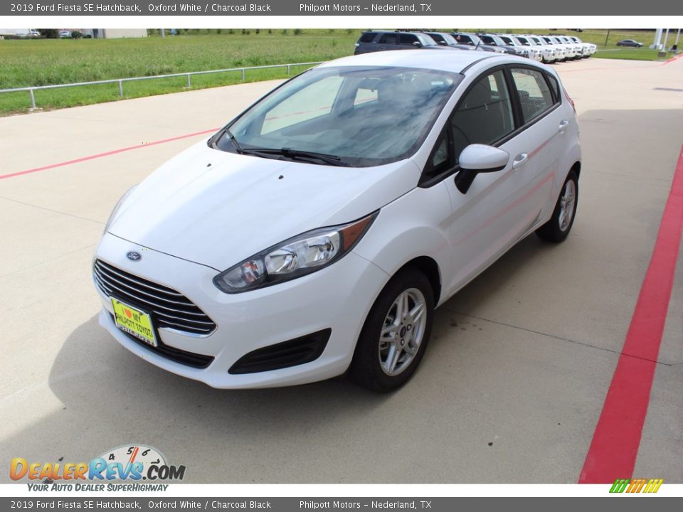 2019 Ford Fiesta SE Hatchback Oxford White / Charcoal Black Photo #4