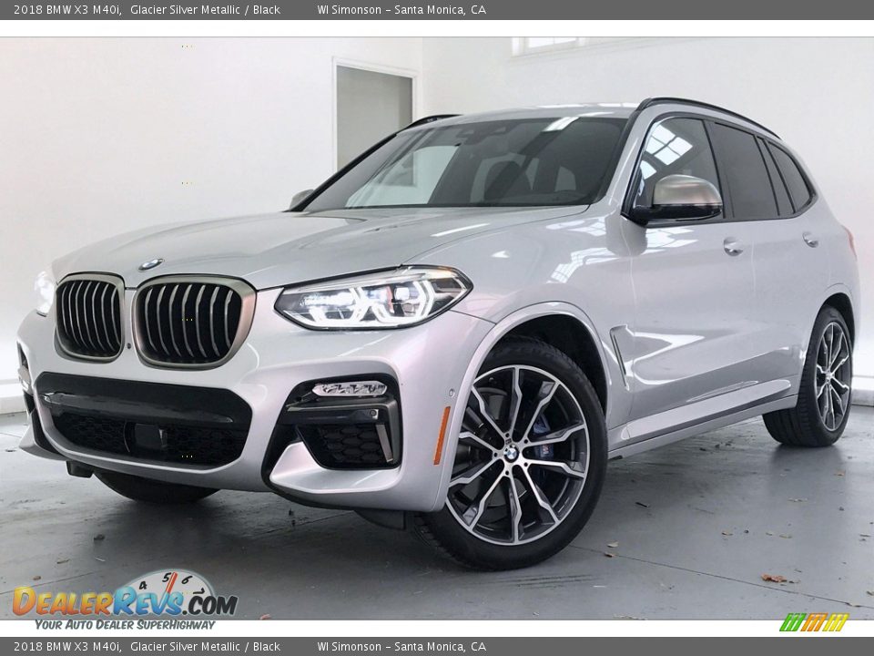 Front 3/4 View of 2018 BMW X3 M40i Photo #12