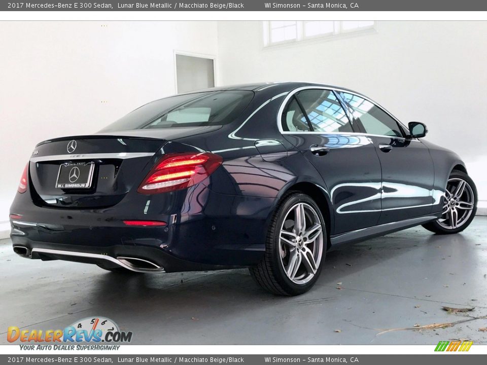 2017 Mercedes-Benz E 300 Sedan Lunar Blue Metallic / Macchiato Beige/Black Photo #16