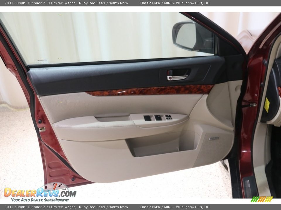 Door Panel of 2011 Subaru Outback 2.5i Limited Wagon Photo #5
