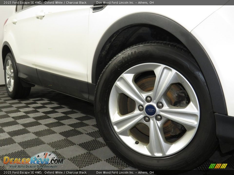 2015 Ford Escape SE 4WD Oxford White / Charcoal Black Photo #3