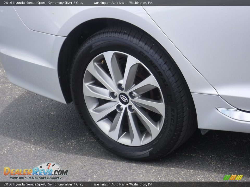 2016 Hyundai Sonata Sport Symphony Silver / Gray Photo #3