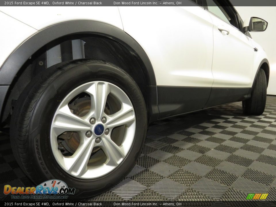 2015 Ford Escape SE 4WD Oxford White / Charcoal Black Photo #16