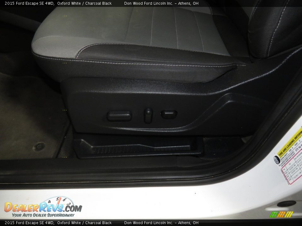 2015 Ford Escape SE 4WD Oxford White / Charcoal Black Photo #18
