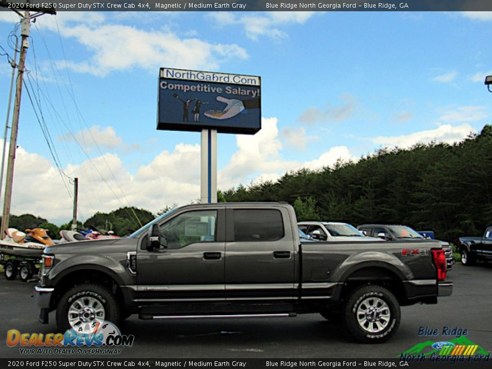 2020 Ford F250 Super Duty STX Crew Cab 4x4 Magnetic / Medium Earth Gray Photo #2