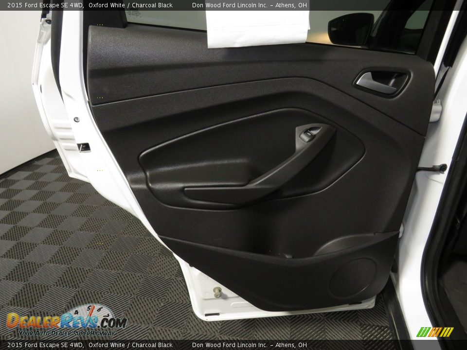 2015 Ford Escape SE 4WD Oxford White / Charcoal Black Photo #21