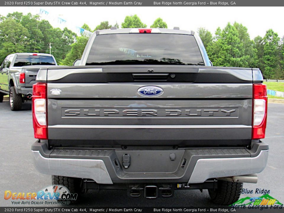2020 Ford F250 Super Duty STX Crew Cab 4x4 Magnetic / Medium Earth Gray Photo #4