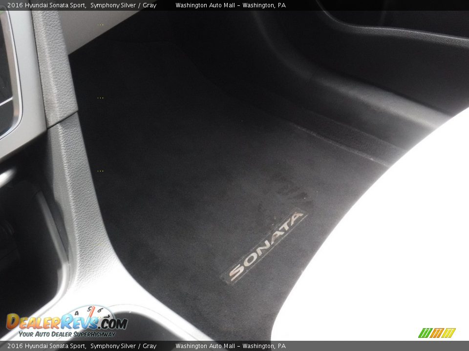 2016 Hyundai Sonata Sport Symphony Silver / Gray Photo #22