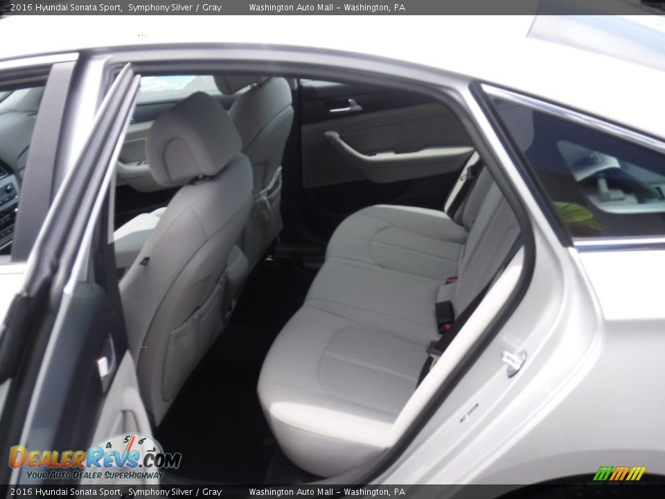 2016 Hyundai Sonata Sport Symphony Silver / Gray Photo #24
