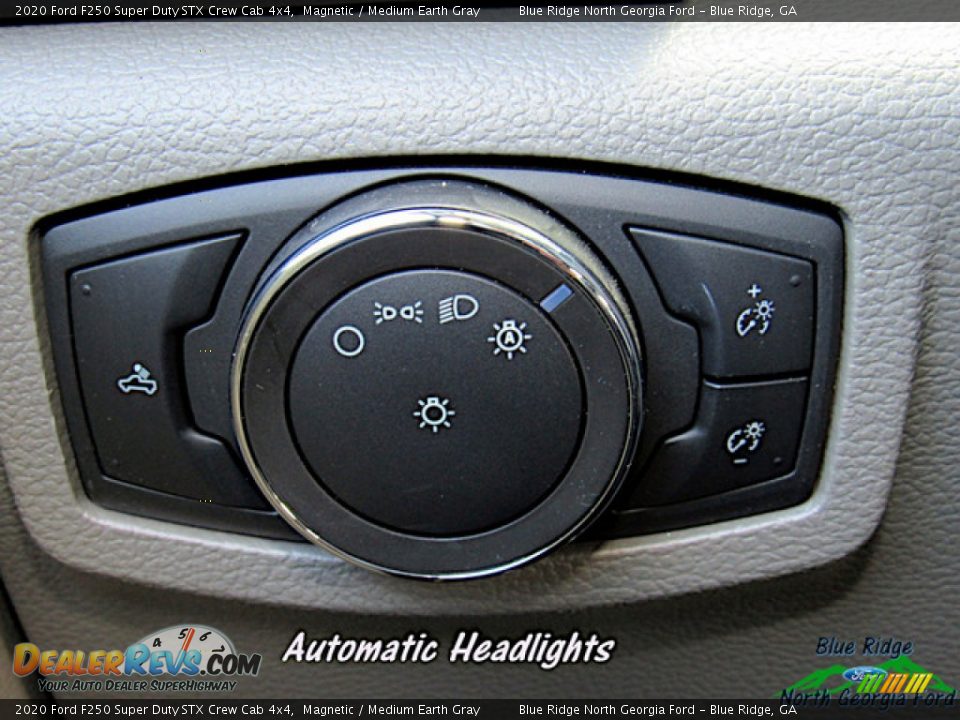 2020 Ford F250 Super Duty STX Crew Cab 4x4 Magnetic / Medium Earth Gray Photo #26