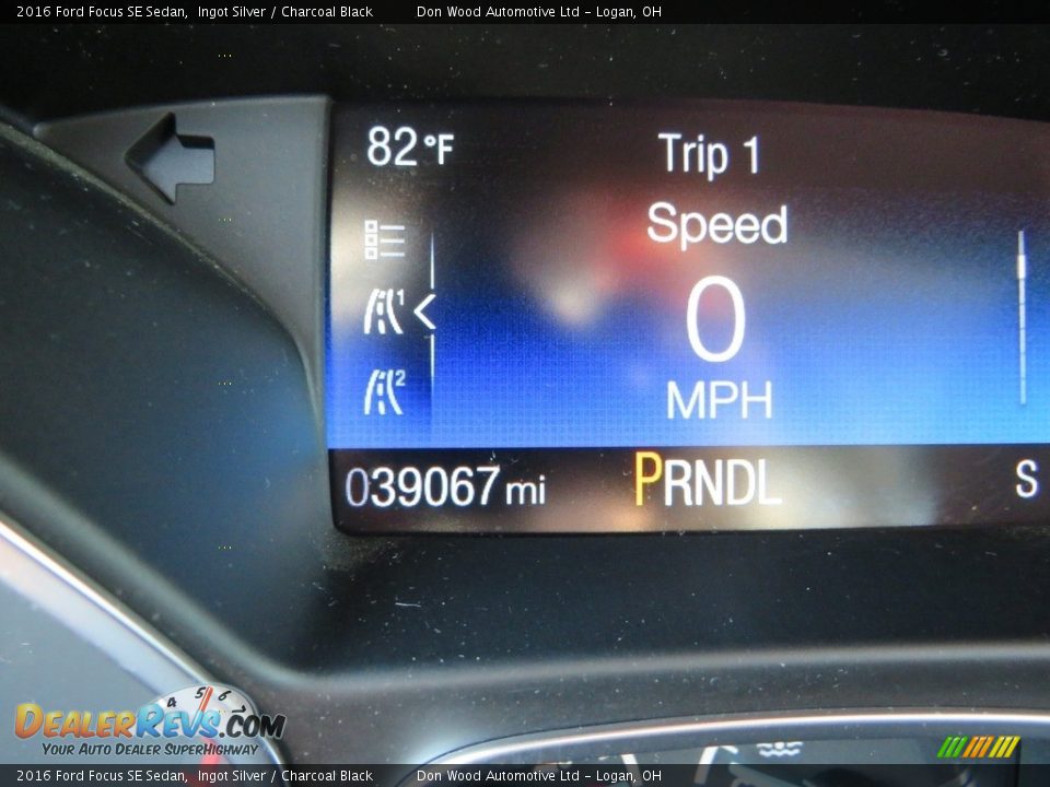 2016 Ford Focus SE Sedan Ingot Silver / Charcoal Black Photo #22