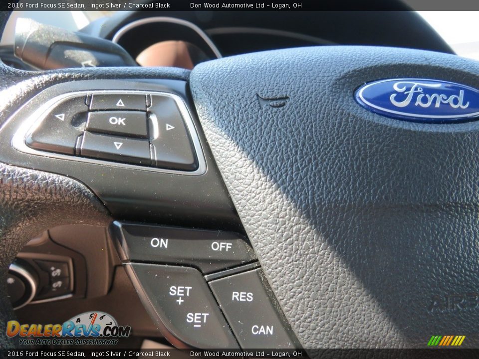 2016 Ford Focus SE Sedan Ingot Silver / Charcoal Black Photo #24