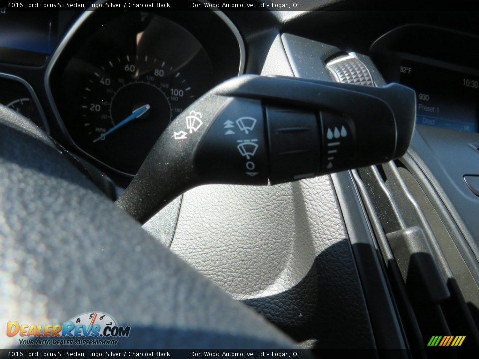 2016 Ford Focus SE Sedan Ingot Silver / Charcoal Black Photo #26