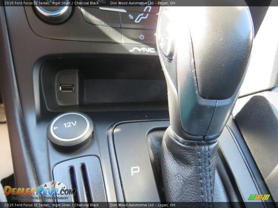 2016 Ford Focus SE Sedan Ingot Silver / Charcoal Black Photo #29