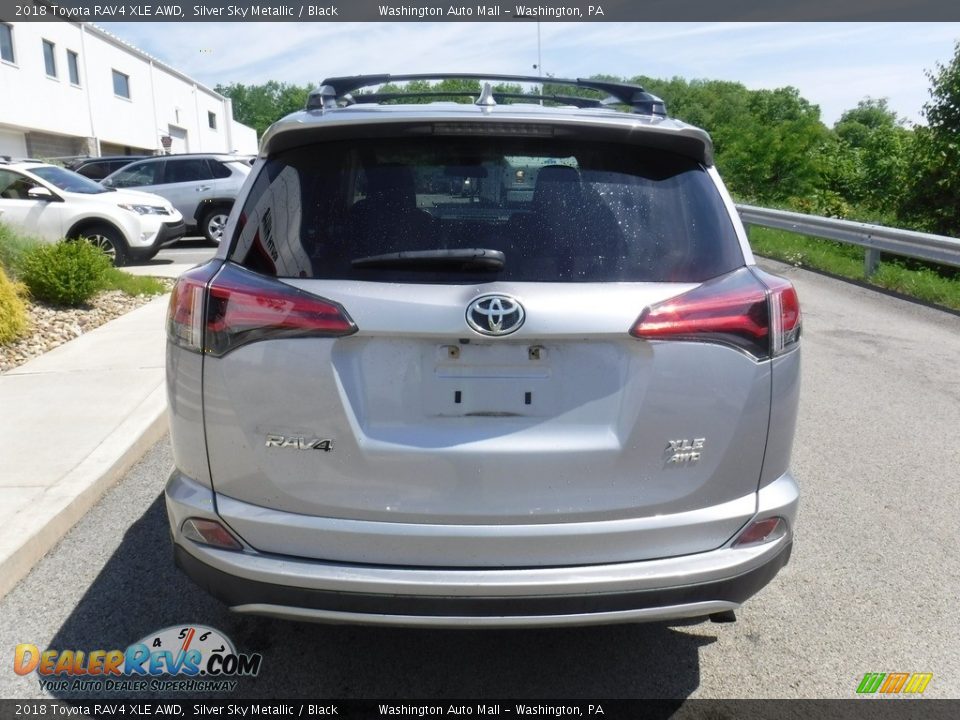 2018 Toyota RAV4 XLE AWD Silver Sky Metallic / Black Photo #9