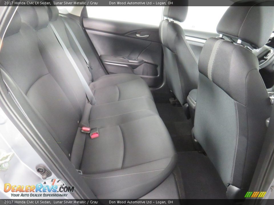 2017 Honda Civic LX Sedan Lunar Silver Metallic / Gray Photo #34