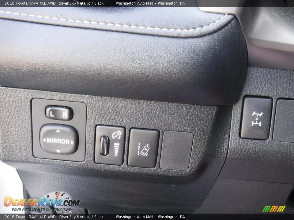 2018 Toyota RAV4 XLE AWD Silver Sky Metallic / Black Photo #16