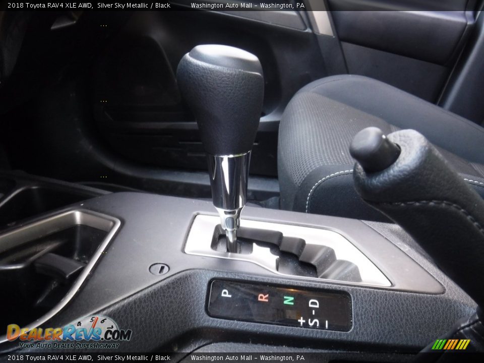 2018 Toyota RAV4 XLE AWD Silver Sky Metallic / Black Photo #17