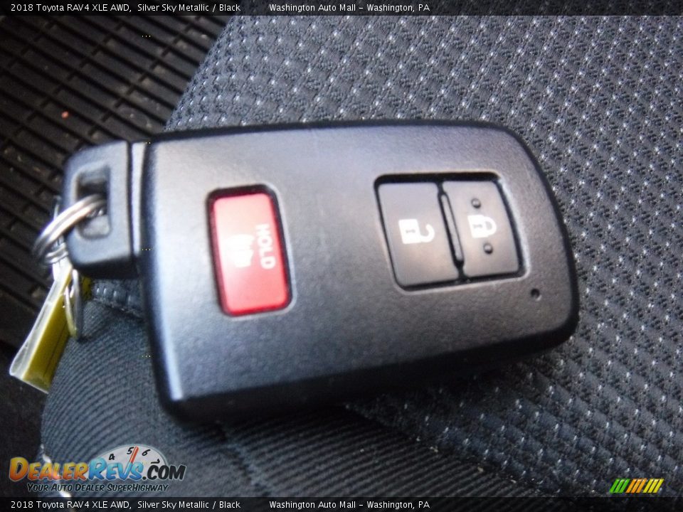2018 Toyota RAV4 XLE AWD Silver Sky Metallic / Black Photo #28