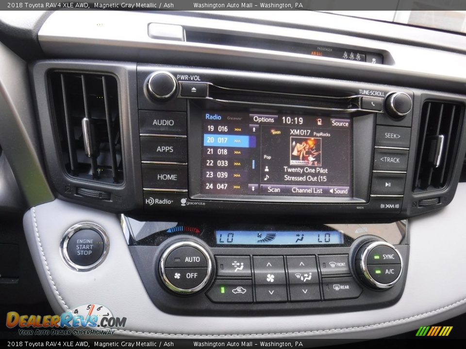 2018 Toyota RAV4 XLE AWD Magnetic Gray Metallic / Ash Photo #17